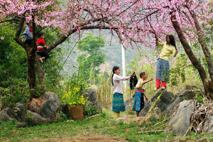 Khuyến m&atilde;i rầm rộ nh&acirc;n ng&agrave;y 8-3